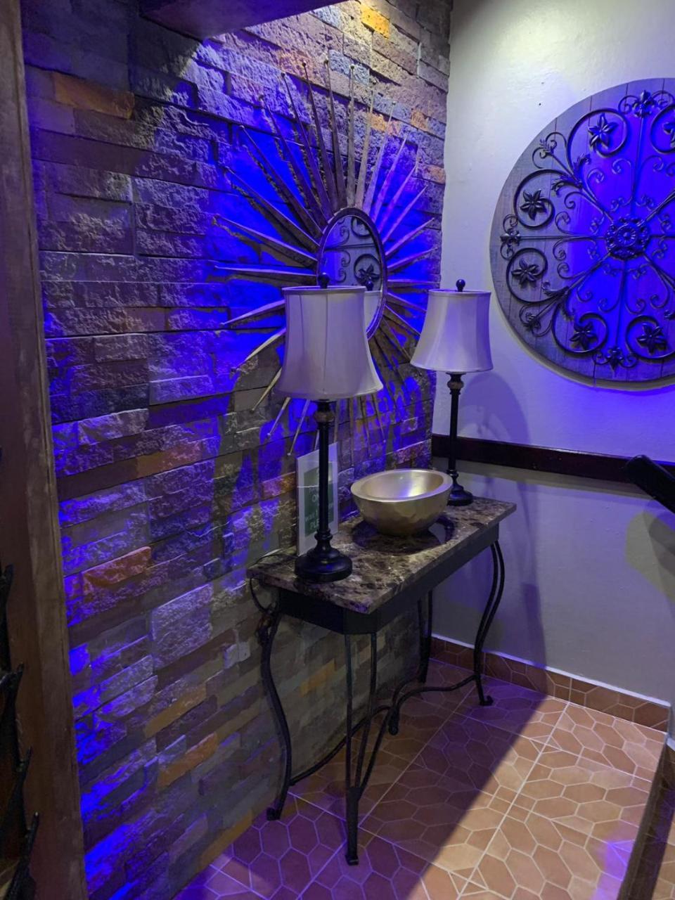 Seaview Inn バセテール エクステリア 写真